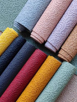 Retro różowe koronkowe gumowane PVC skóra szczotkowana do torebki opakowania pudełka dekoracyjna tkanina Placemat fałszywa skóra