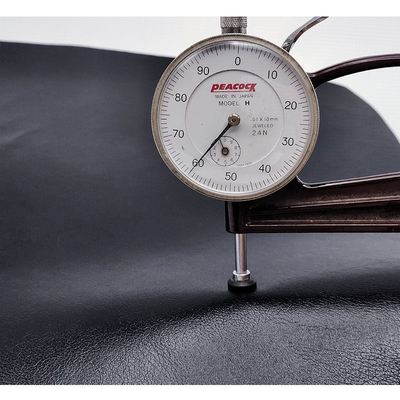 Skóro odporna na ścieranie skóra PVC do tapicerki meblowej, szerokość 140cm