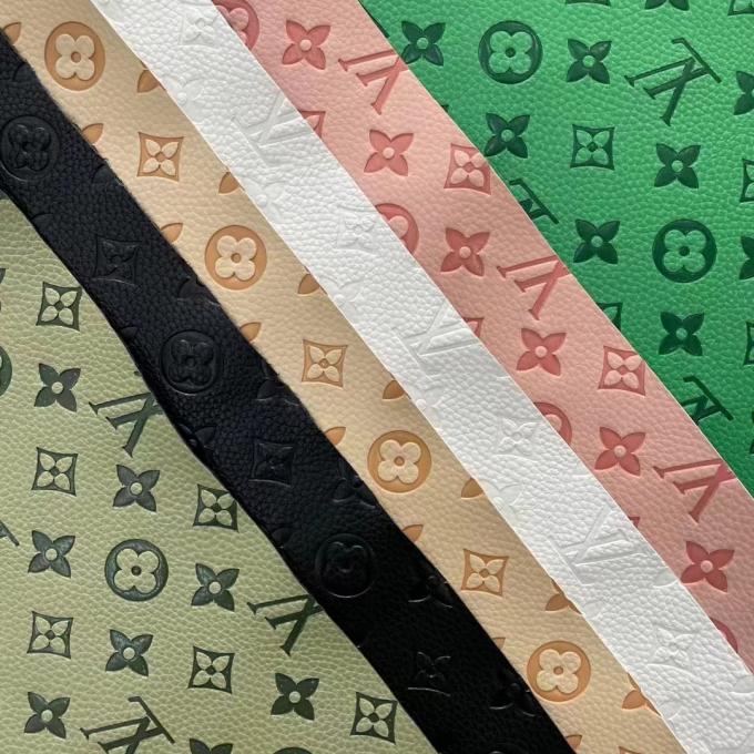 Zastosowanie PU Winyl Mody Zmiana koloru Wyklejona skóra syntetyczna do torebki obuwniczej Matka stołowa Sztuczna tkanina skórzana 16